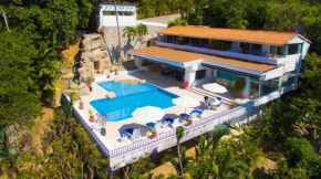 Гостиница Casas y Villas Real State - Villa Lontananza  Акапулько